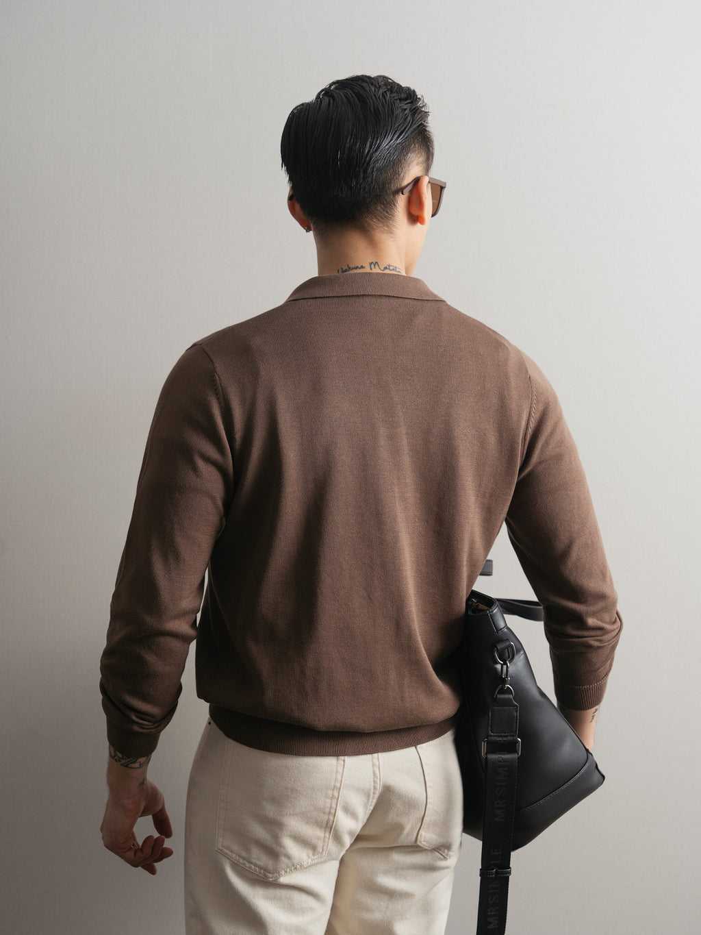 Áo tay dài có cổ dệt kim