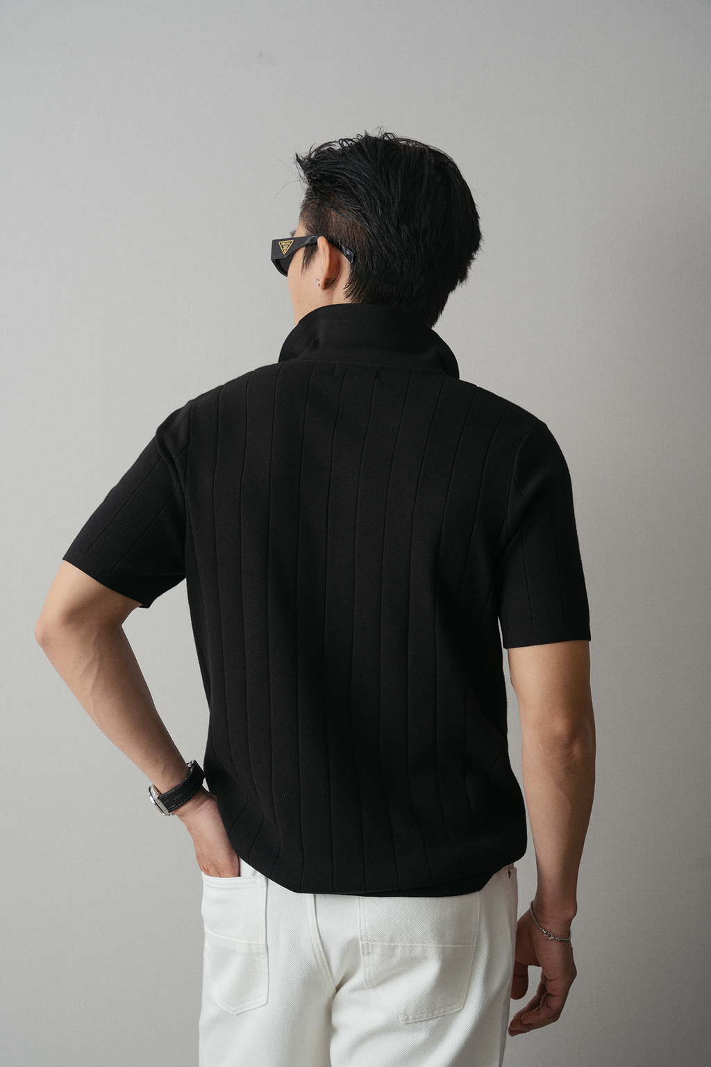 Áo thun có cổ dệt kim