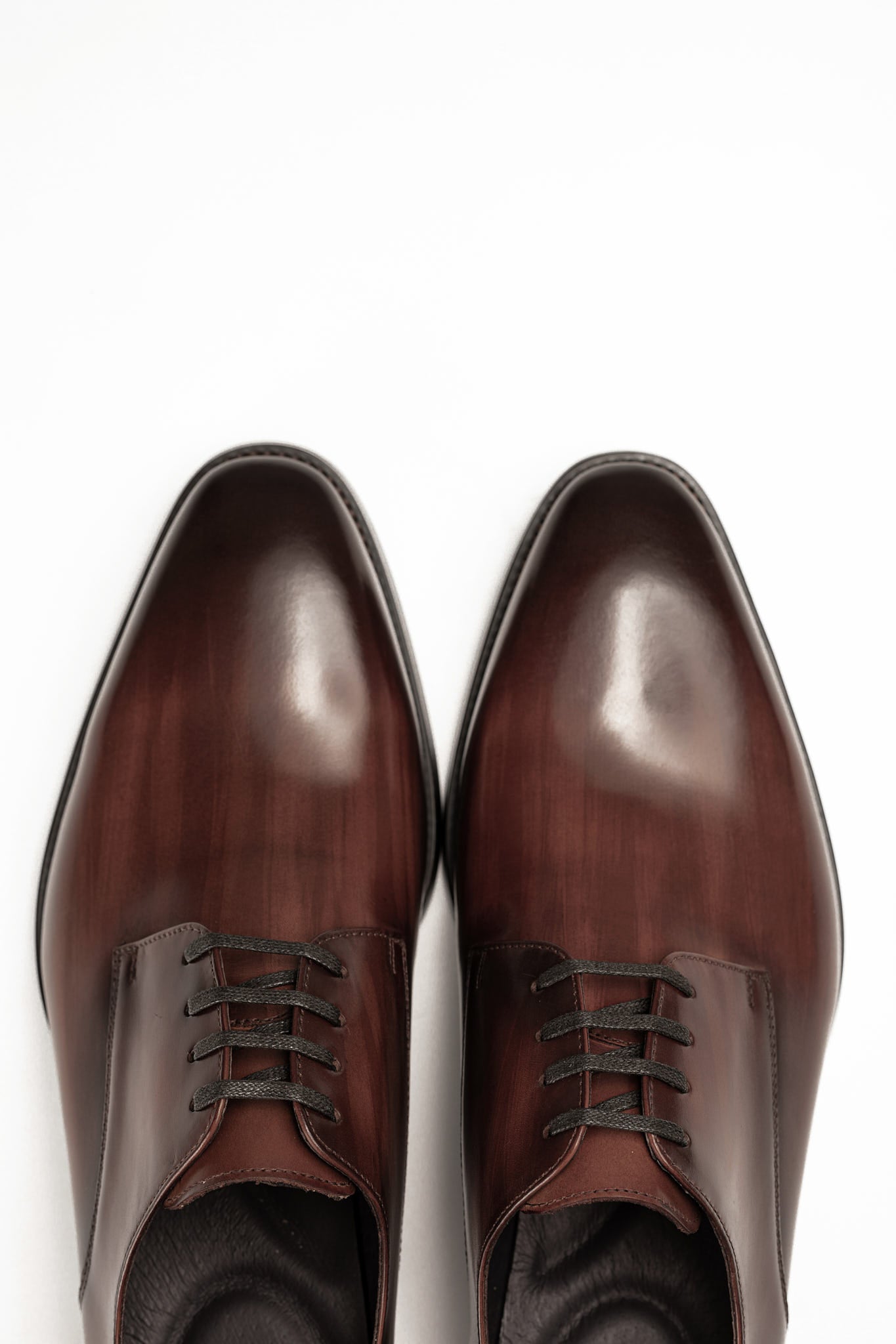 Giày Oxford đen có viền