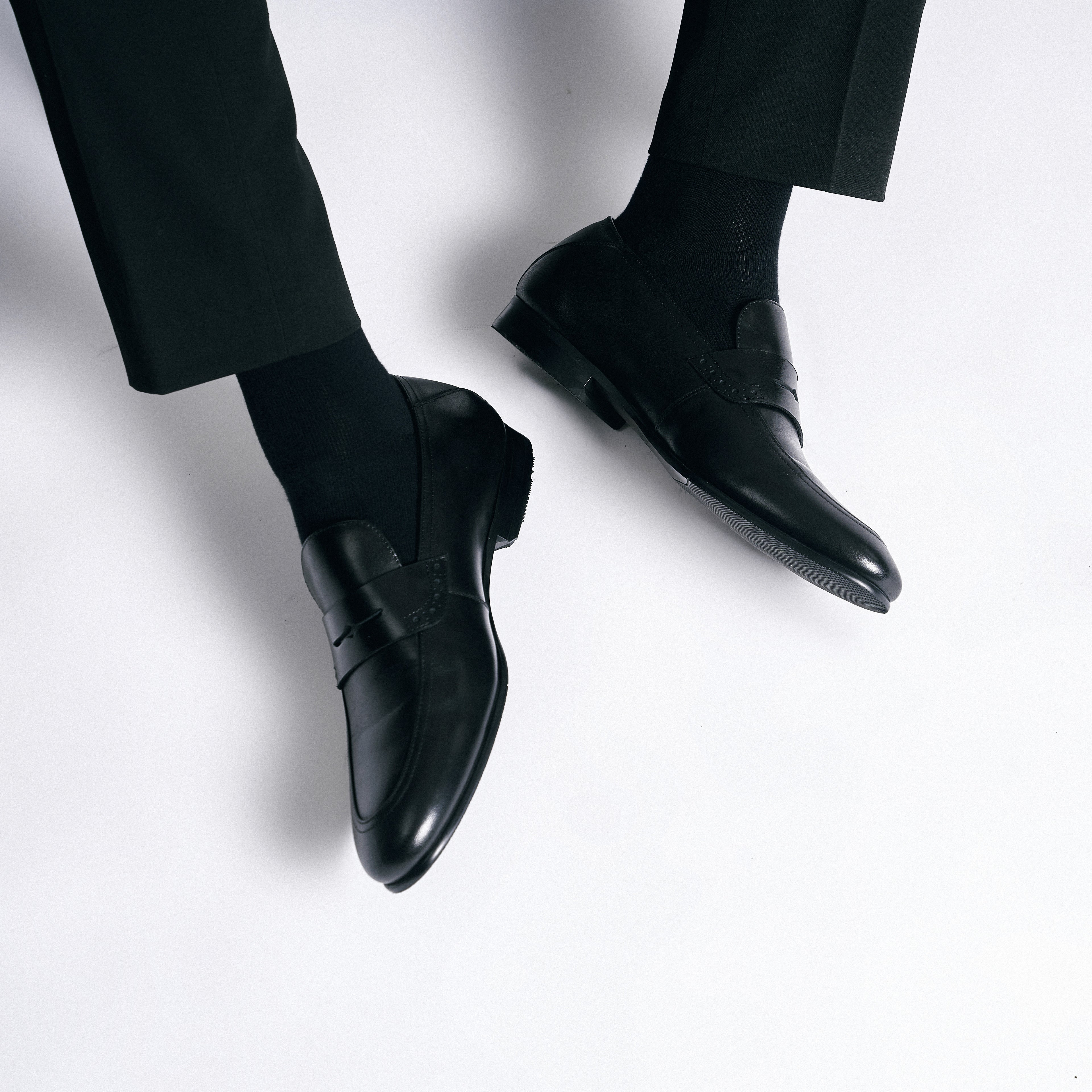 Giày Loafer đen