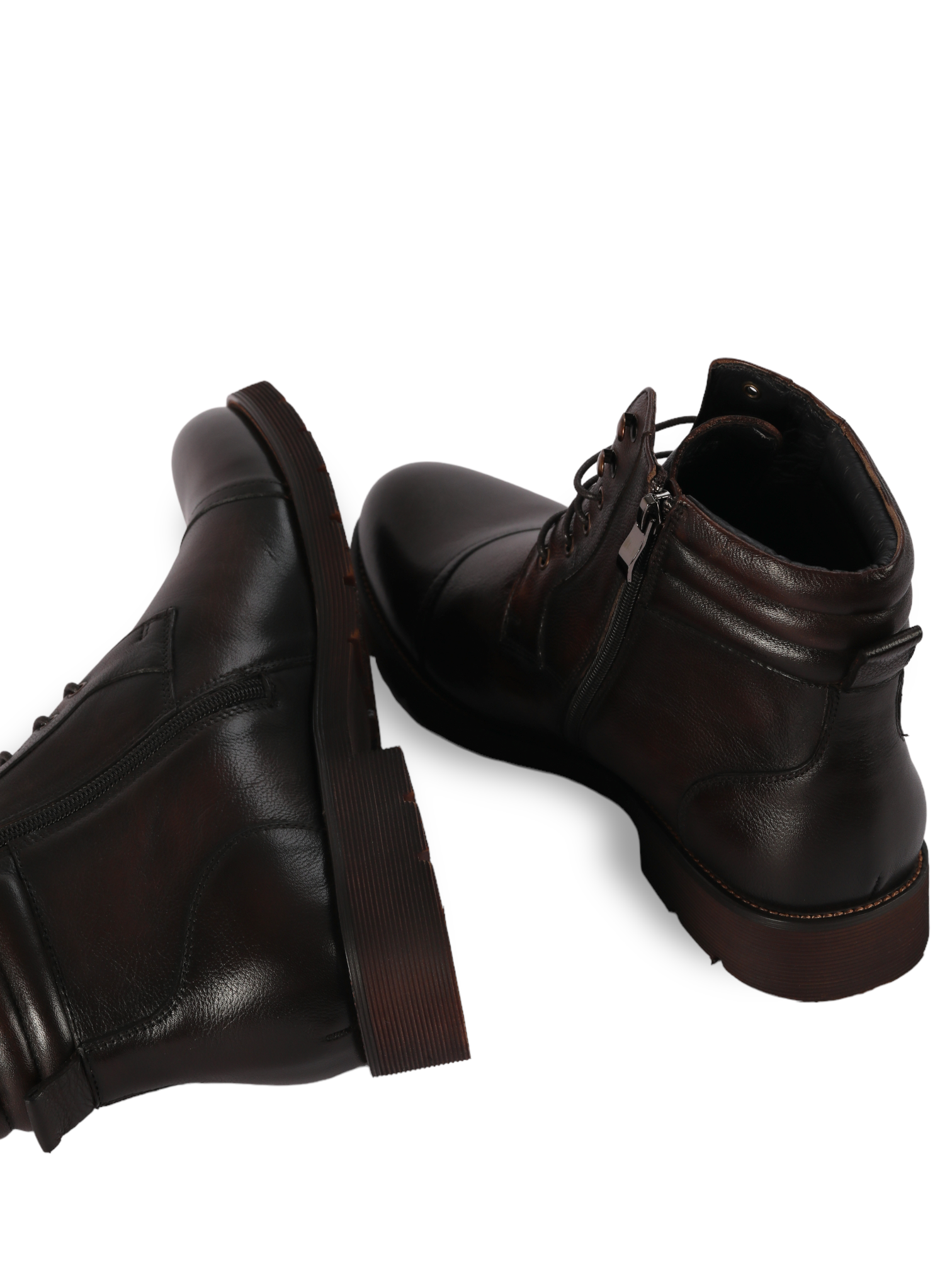 Giày Boots đen có viền