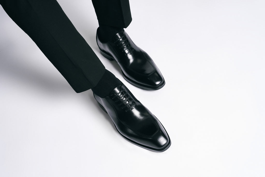 Giày Oxford đen có viền