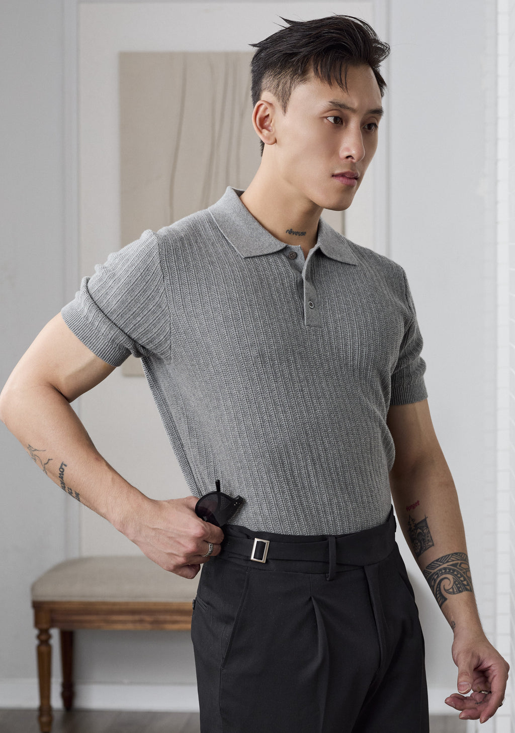 Áo thun có cổ dệt kim