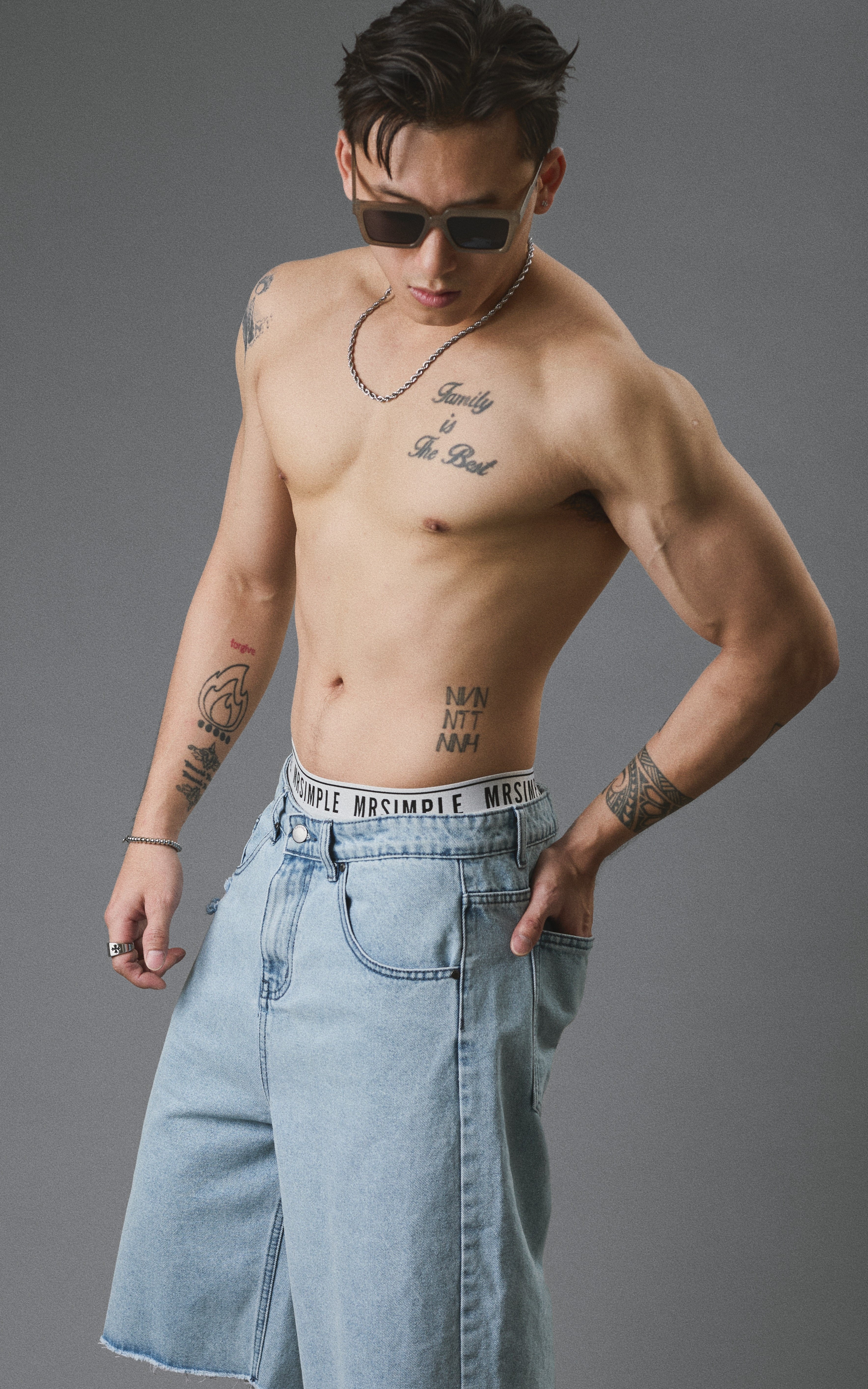 Quần jean ngắn